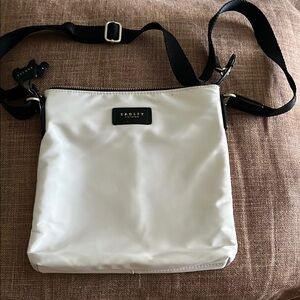 Radley London NWT Cream Crossbody Bag